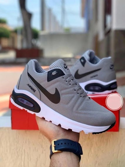 Nike Air Max Command